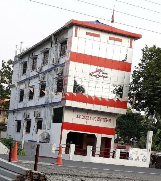 Hotel Queen Islampur Eksteriør bilde